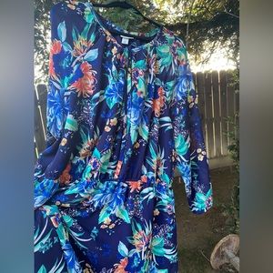 Ava & Viv shear sleeves dress, nips in at waist, comfortable & lightweight